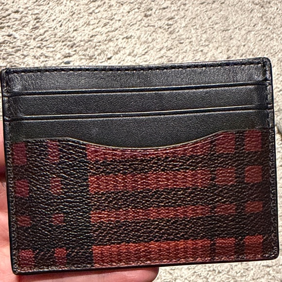 COACH | Minimalistic Stylish Black and Red Card Holder - Picture 11 of 16
